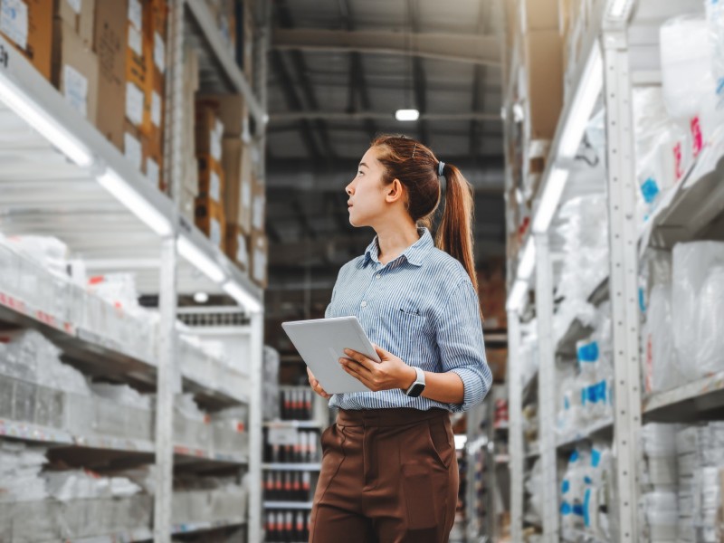 Organización de productos en las Dark Stores para facilitar la venta online
