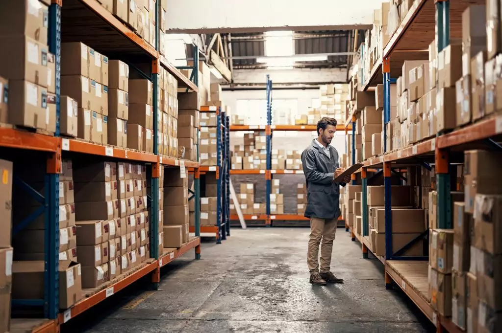 equipamiento logístico para almacenes